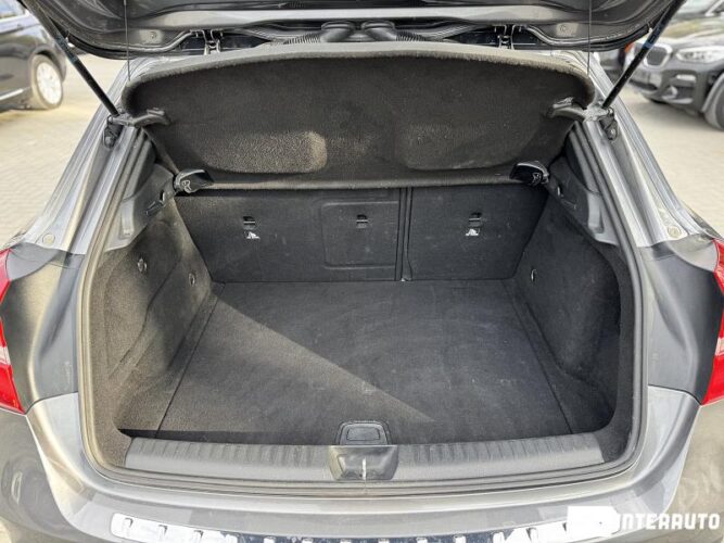 Mercedes GLA 180 49 mercedes GLA 180 2015