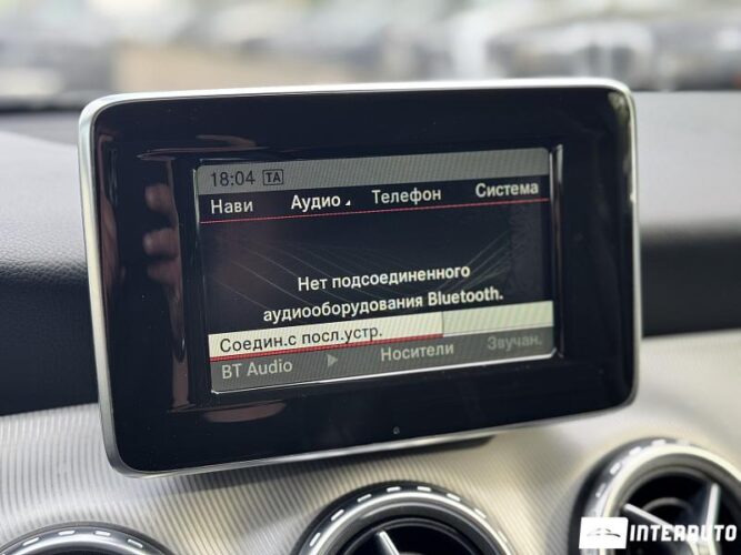 Mercedes GLA 180 42 mercedes GLA 180 2015