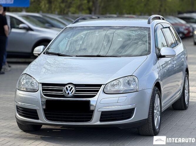 Volkswagen Golf 2008 doar la InterAuto