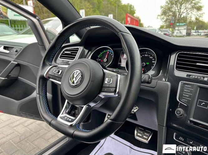 Volkswagen Golf GTE 39 volkswagen Golf GTE 2015