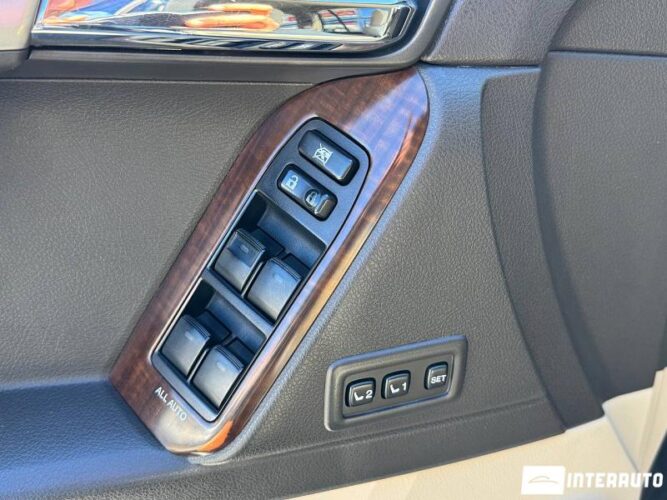 toyota Land Cruiser Prado 2011