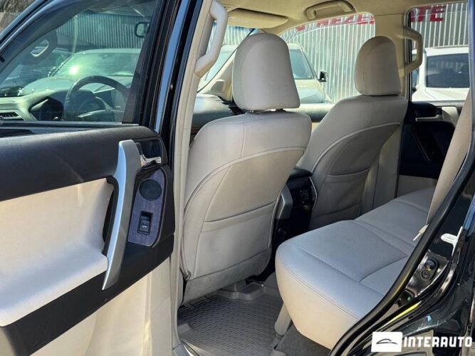 toyota Land Cruiser Prado 2011