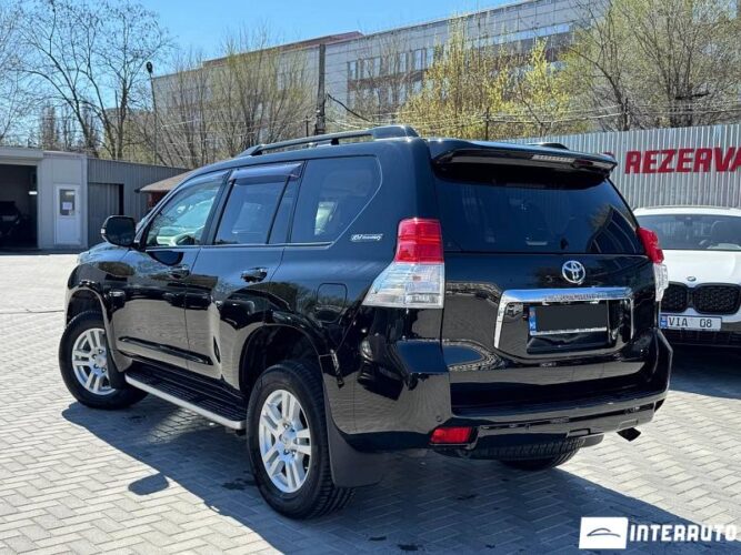 toyota Land Cruiser Prado 2011