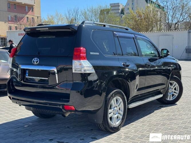 toyota Land Cruiser Prado 2011