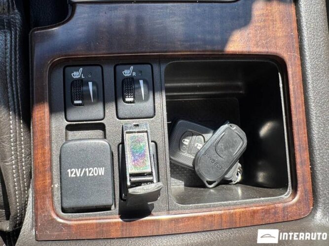 toyota Land Cruiser Prado 2011