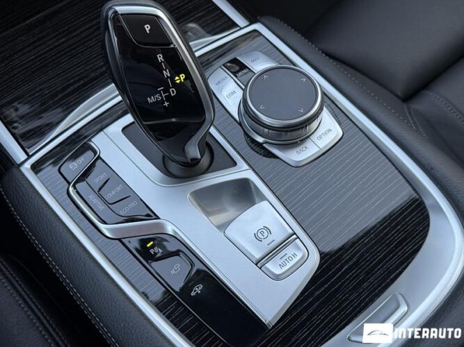BMW 740 48 bmw 740 2021