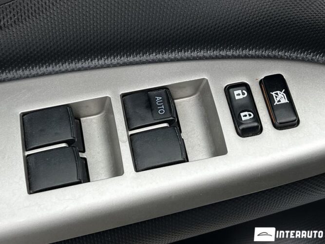 toyota Urban Cruiser 2009