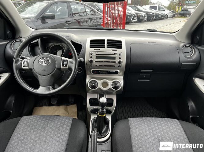 toyota Urban Cruiser 2009