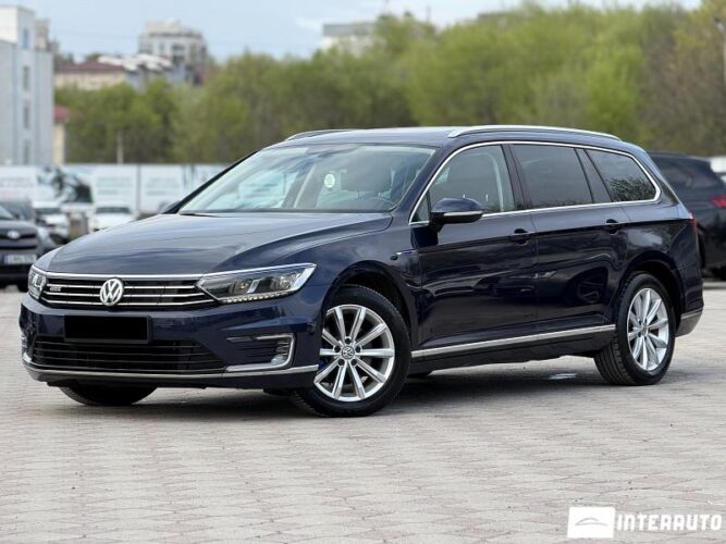 Volkswagen Passat GTE 2016 doar la InterAuto