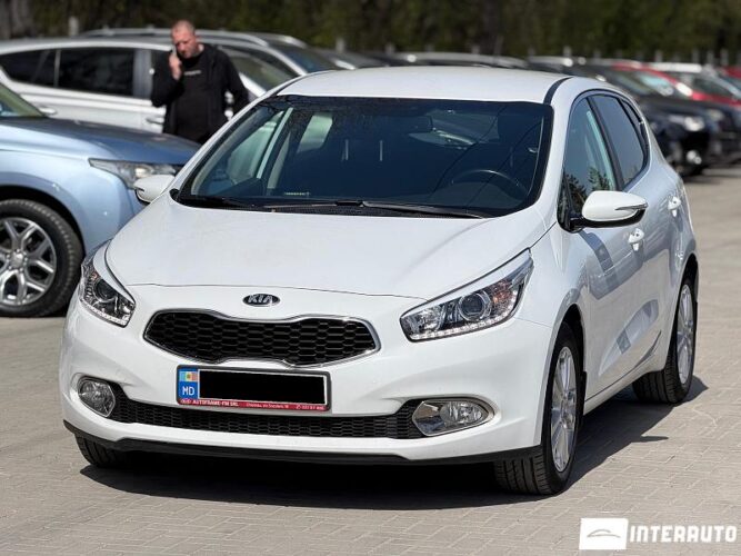 Kia Ceed 2015 doar la InterAuto