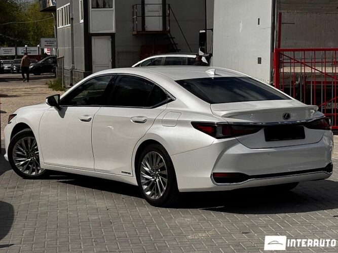 lexus ES 300h 2022