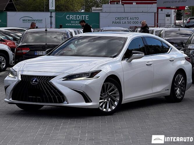 Lexus ES 300h 2022 doar la InterAuto