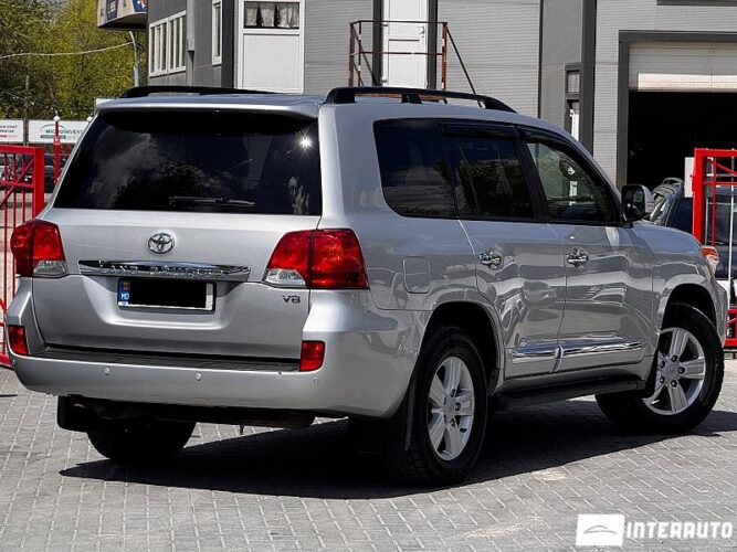 toyota Land Cruiser 2013