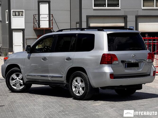 toyota Land Cruiser 2013