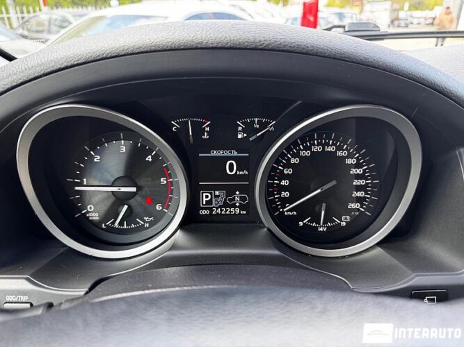 toyota Land Cruiser 2013