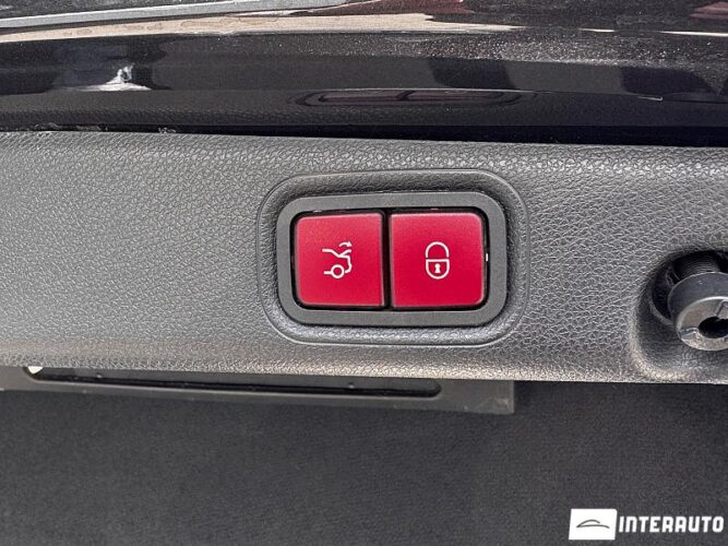 mercedes E 300e 2021