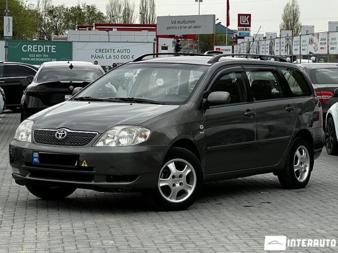 Toyota Corolla 2004 doar la InterAuto