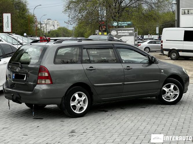 toyota Corolla 2004