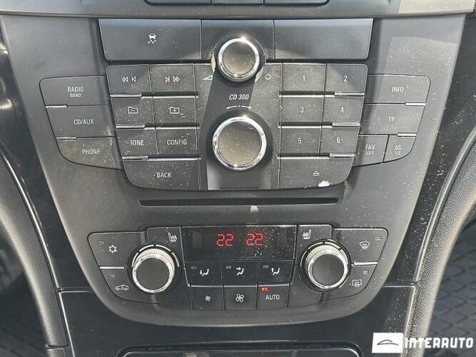 opel Insignia 2012