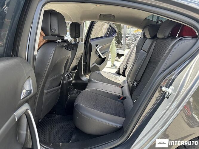 opel Insignia 2012