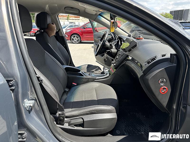 opel Insignia 2012