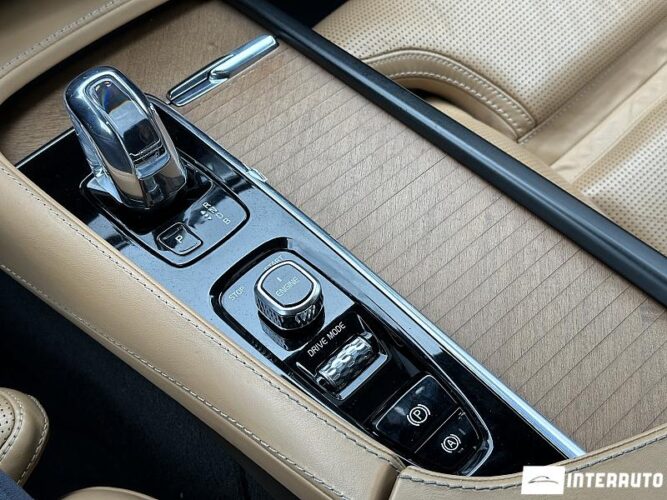 volvo XC 90 2016
