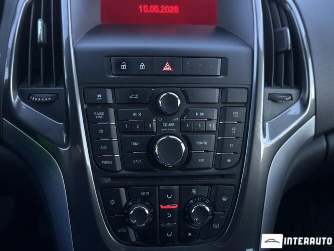 opel Astra 2013