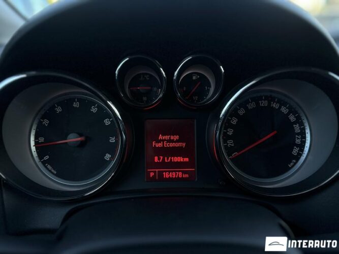 opel Astra 2013