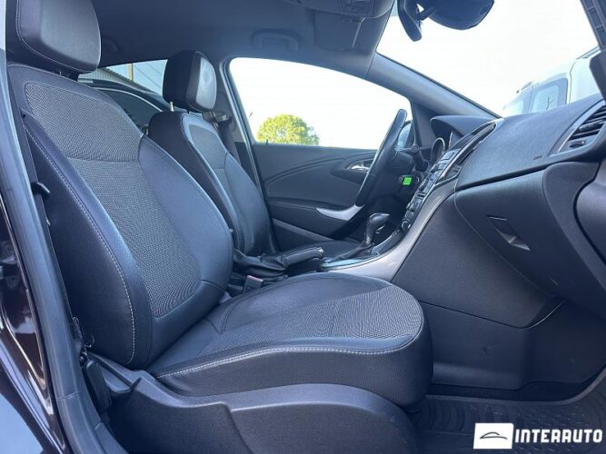 opel Astra 2013