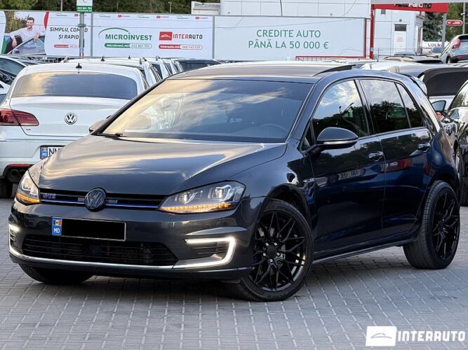 Volkswagen Golf GTE 2015 doar la InterAuto