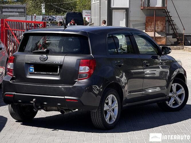 toyota Urban Cruiser 2010