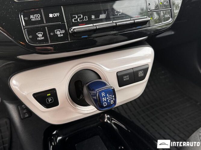 toyota Prius 2017