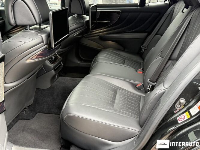 lexus LS 500h 2019