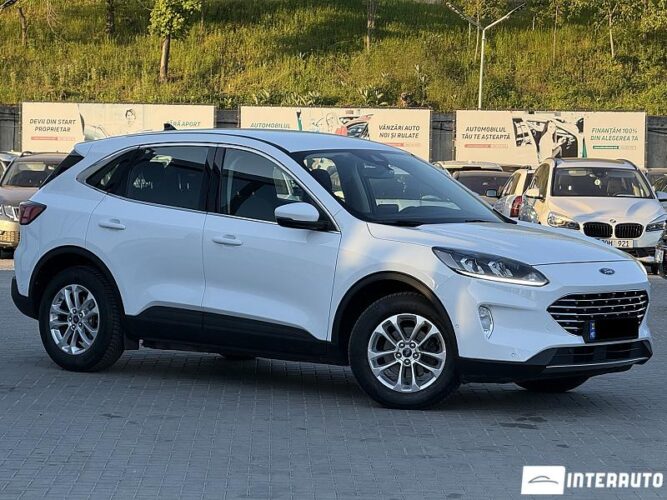 Ford Kuga 2020 doar la InterAuto