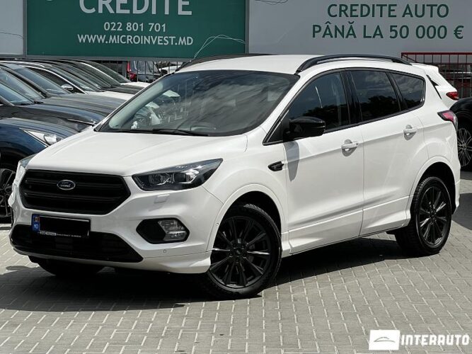 Ford Kuga 2017 doar la InterAuto