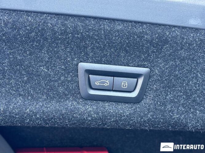 bmw 330E 2025