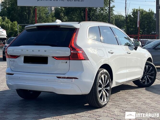 volvo XC 60 2022