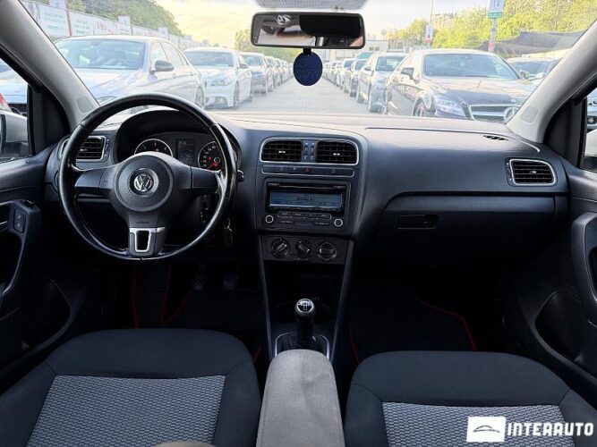 Volkswagen Polo 36 volkswagen Polo 2011