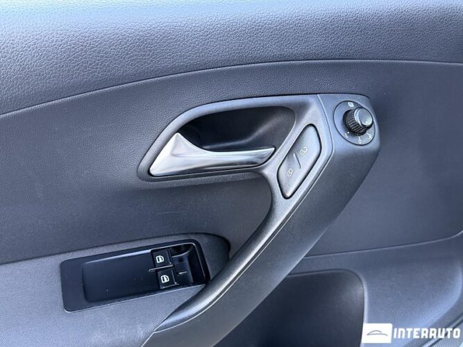 Volkswagen Polo 42 volkswagen Polo 2011