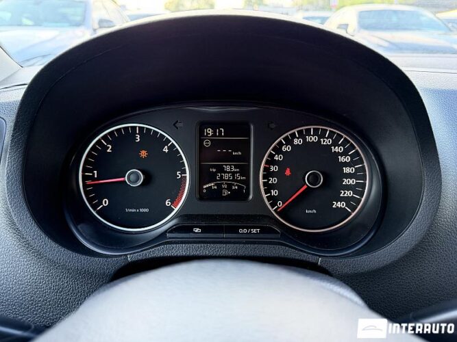 Volkswagen Polo 37 volkswagen Polo 2011