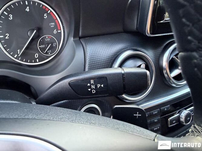 Mercedes A 180 49 mercedes A 180 2014