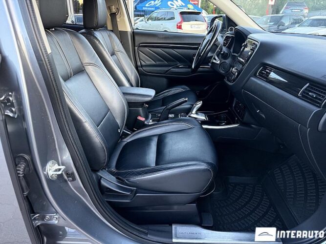mitsubishi Outlander 2015