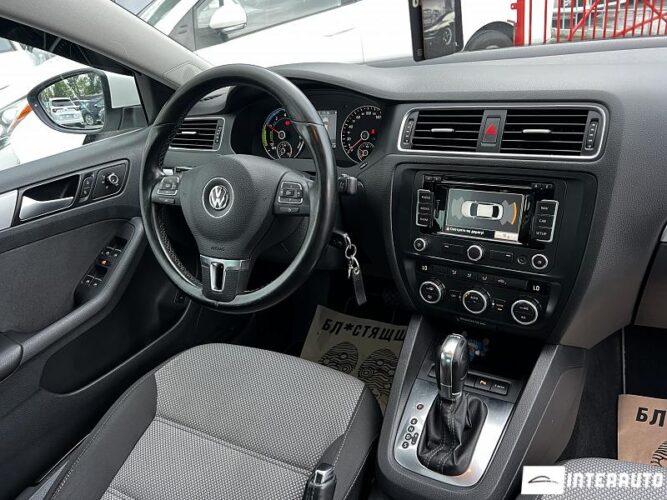 volkswagen Jetta 2013