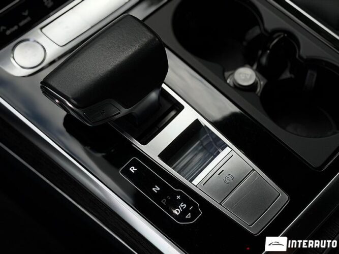 audi Q8 2018