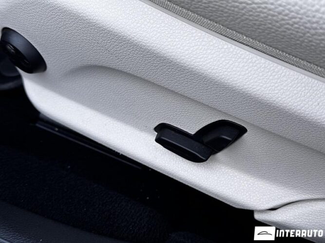 Mercedes E 200 47 mercedes E 200 2018
