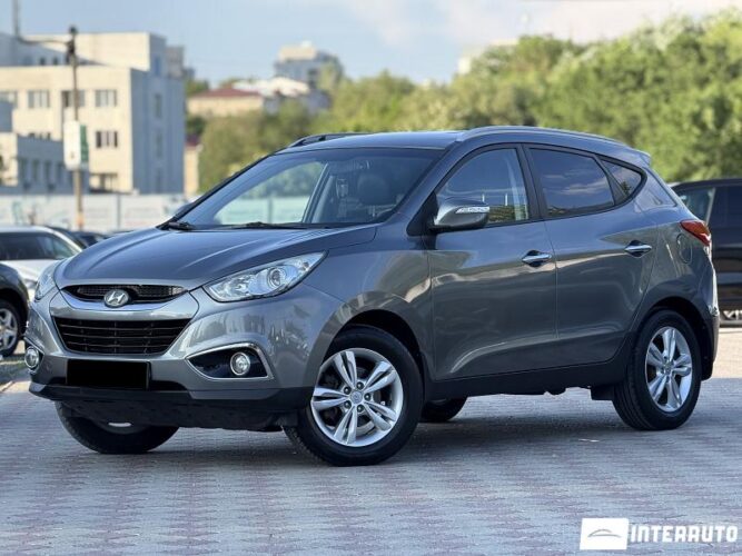 Hyundai Tucson 2013 doar la InterAuto