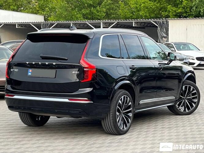 Volvo XC 90 36 volvo XC 90 2025