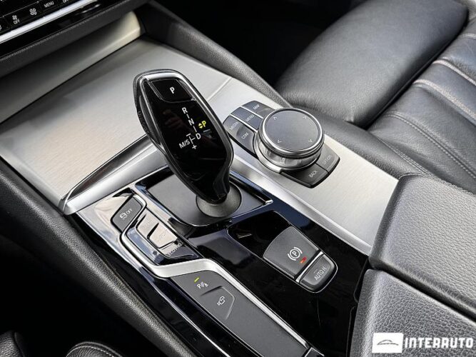 bmw 520 2018