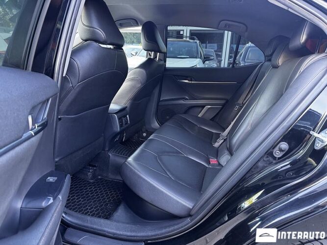 toyota Camry 2020