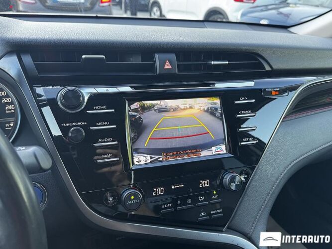 toyota Camry 2020
